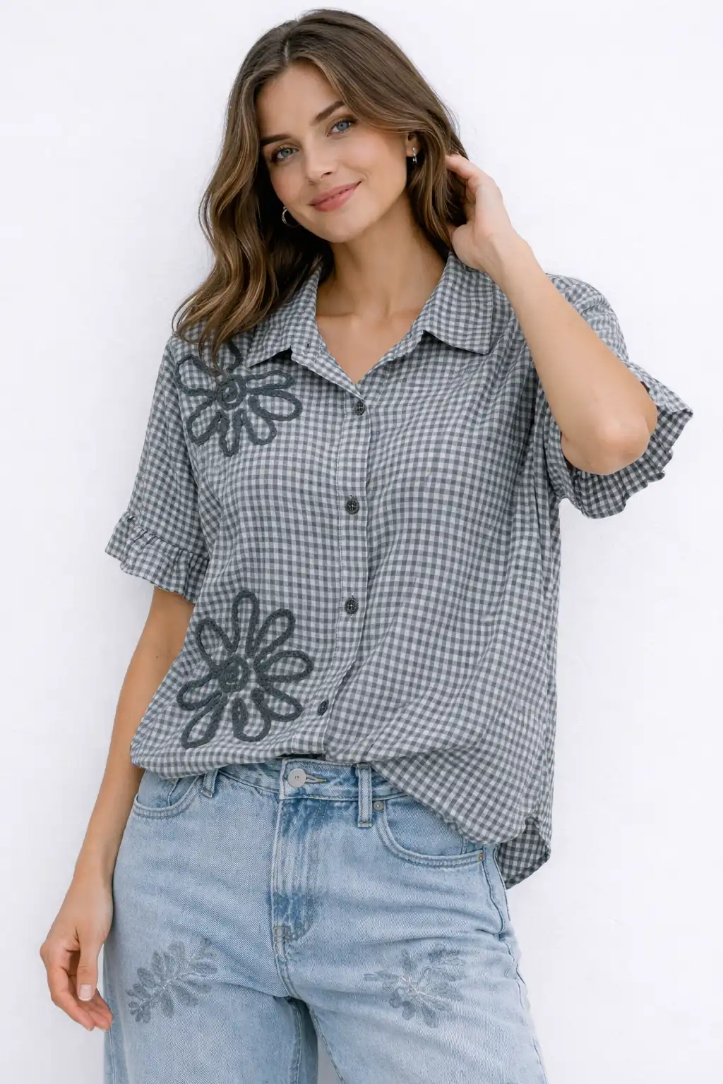 Риза в сиво каре