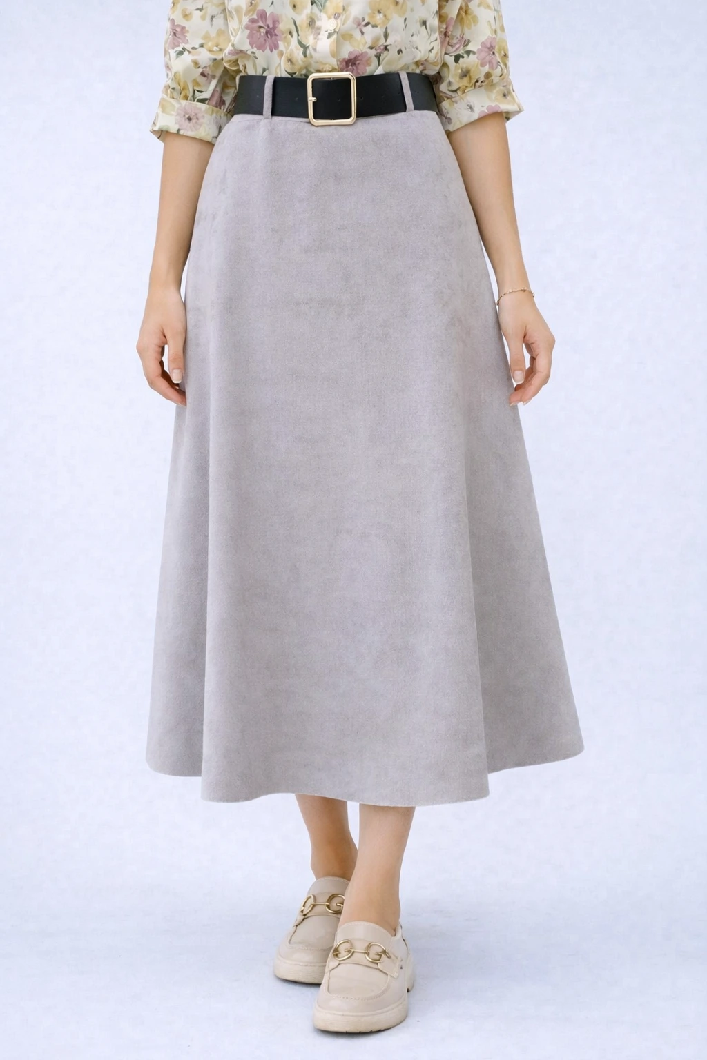 Дълга пола с висока талия и колан