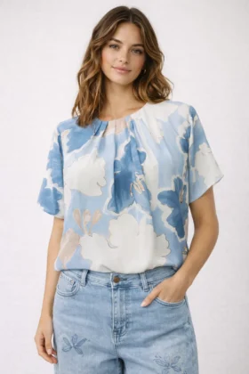 Блуза с абстрактен флорален принт