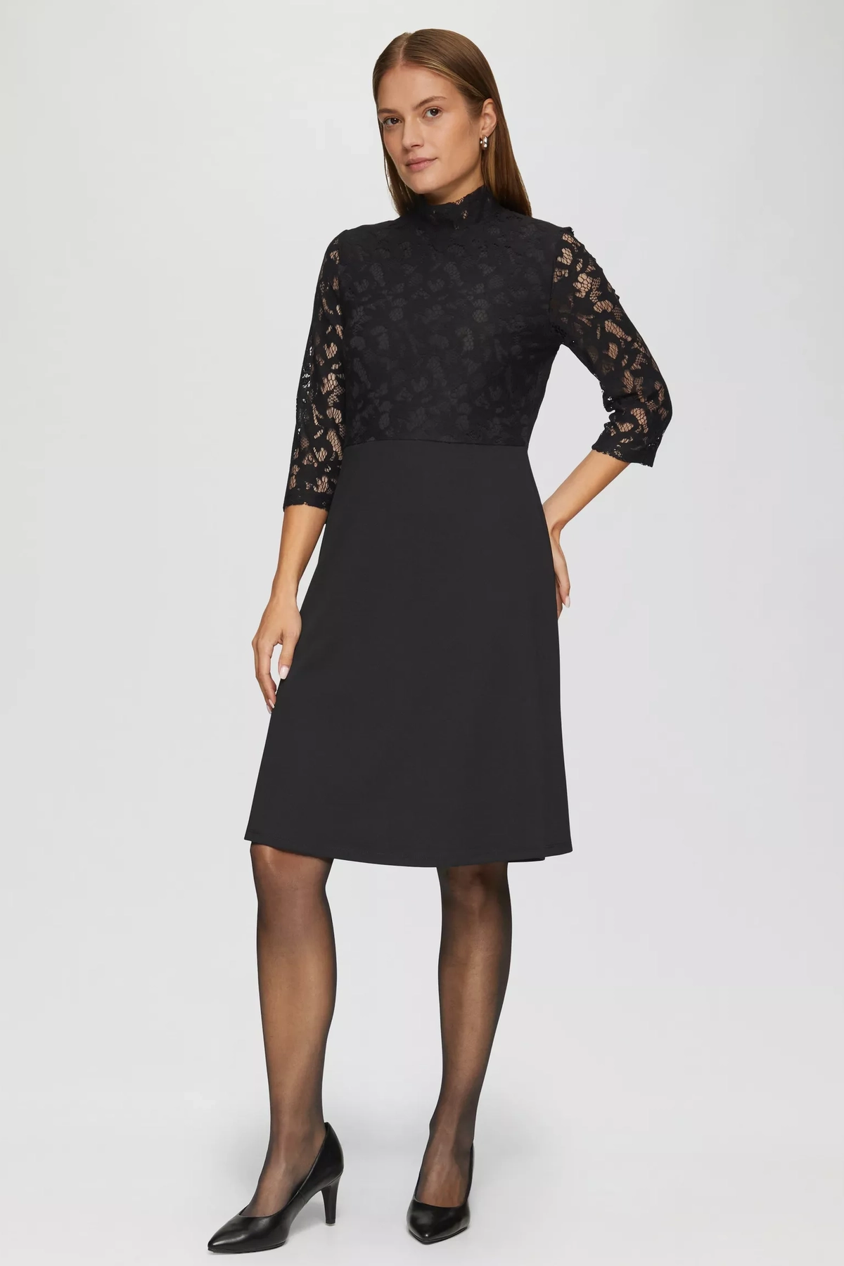 Рокля с дантела s.Oliver - Image 3