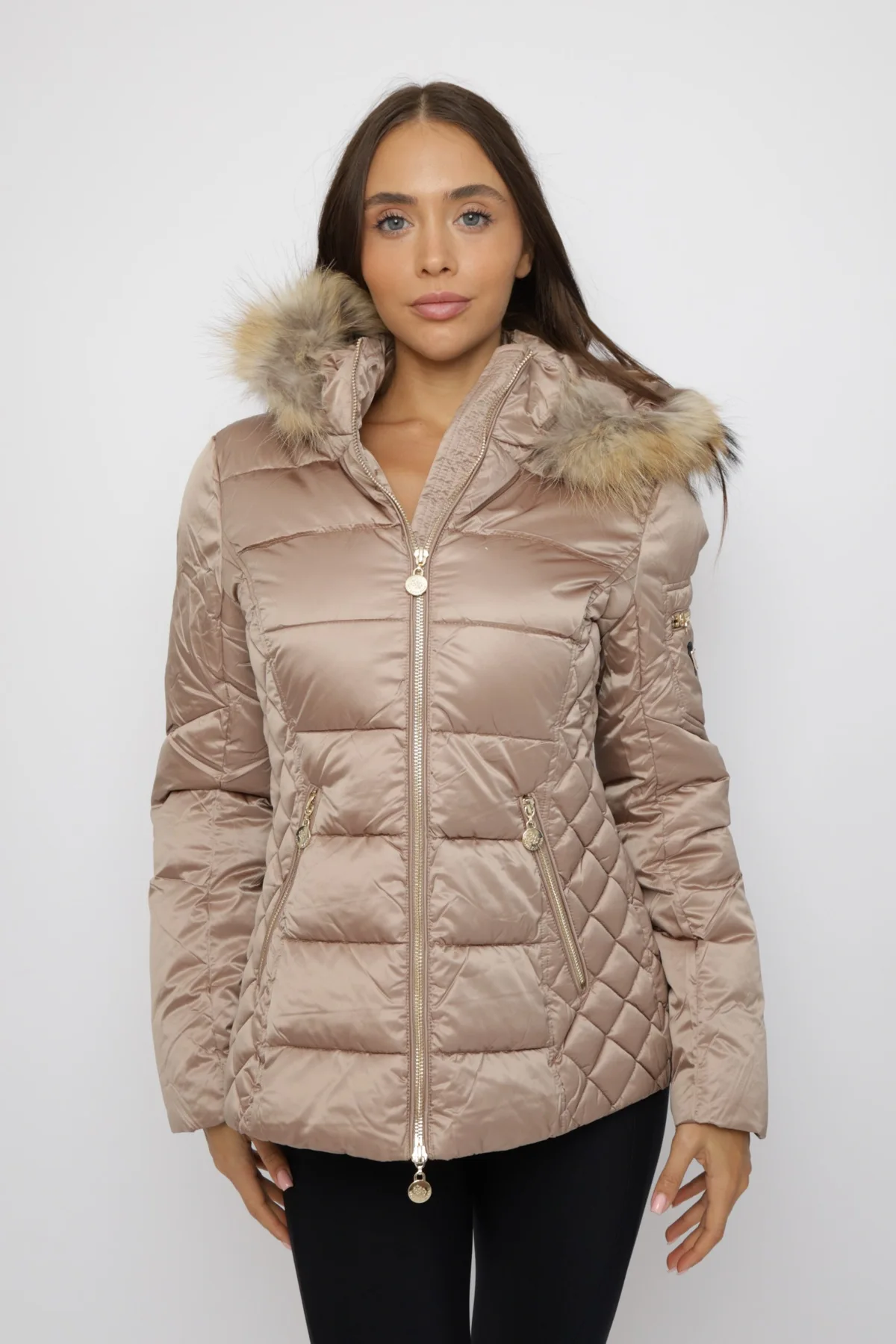 Дамско зимно яке с пухена качулка-капучино - Image 3