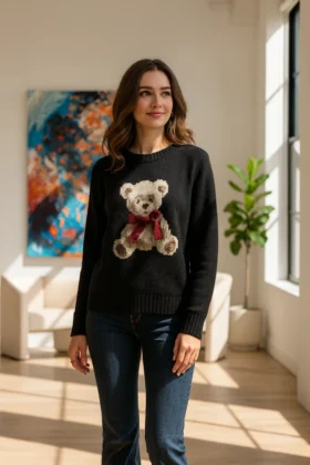 Плетена блуза с мече