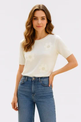 Фино плетена блуза с цветя