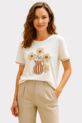 Тениска с цветя