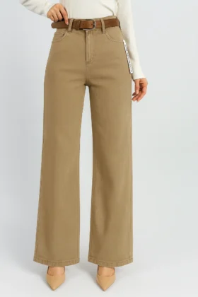 Бежови прави дънки