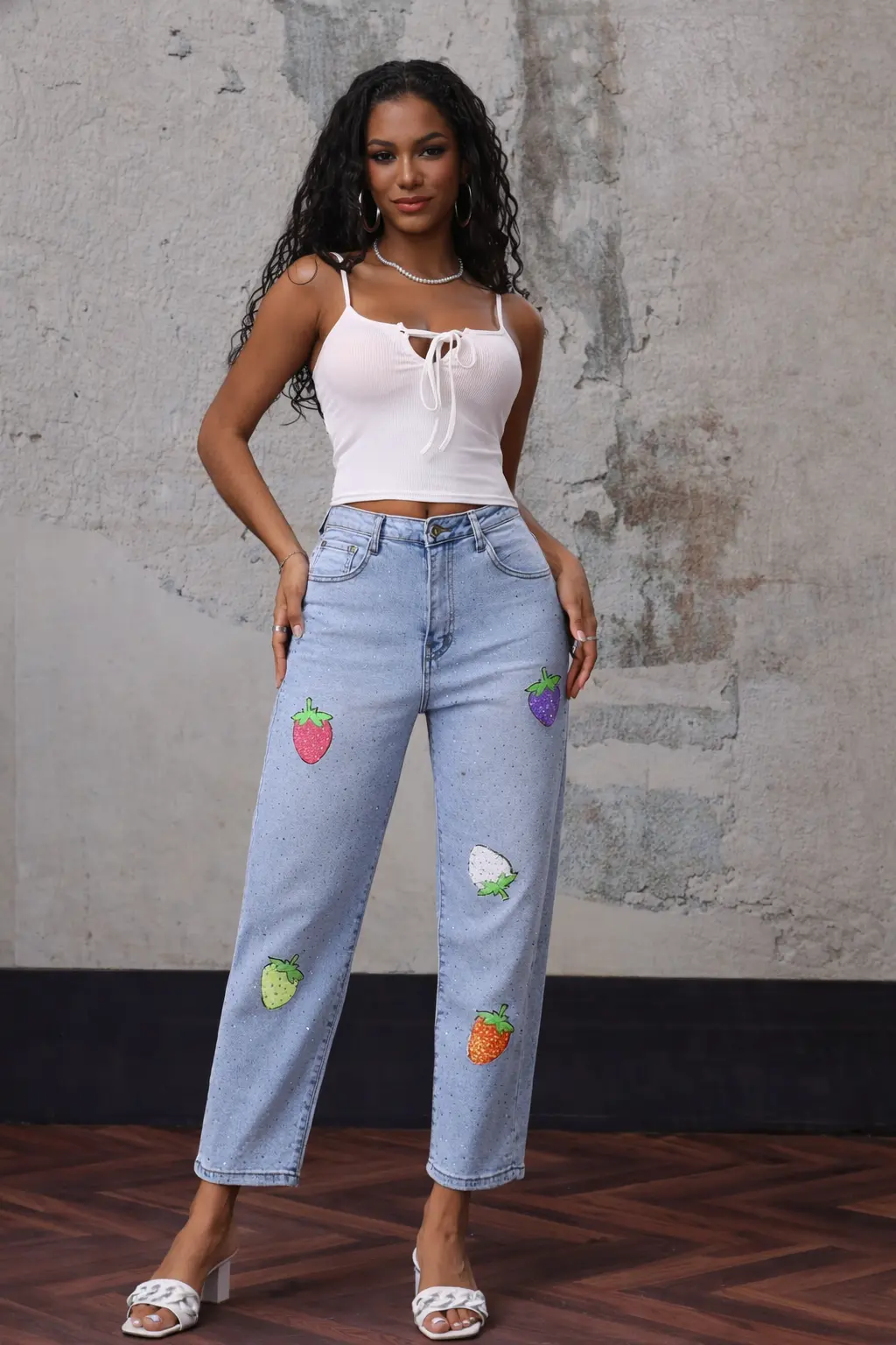 Дънки балон с ягоди