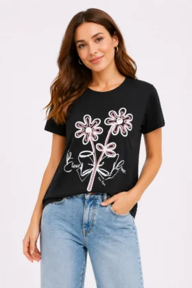 Тениска с бродерия
